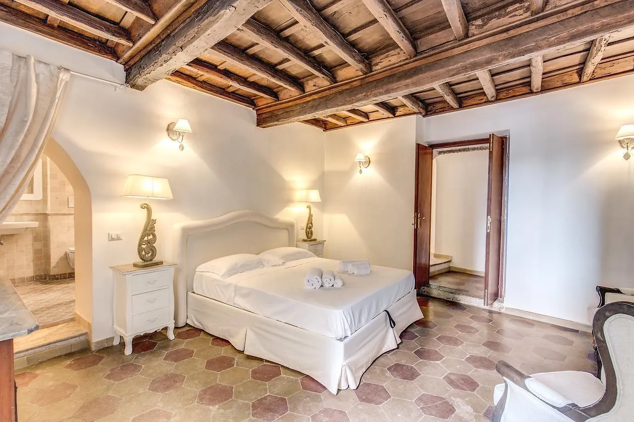 Piazza Navona Apartment Rome